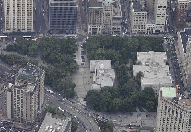 city hall -city hall park: city hall park -2